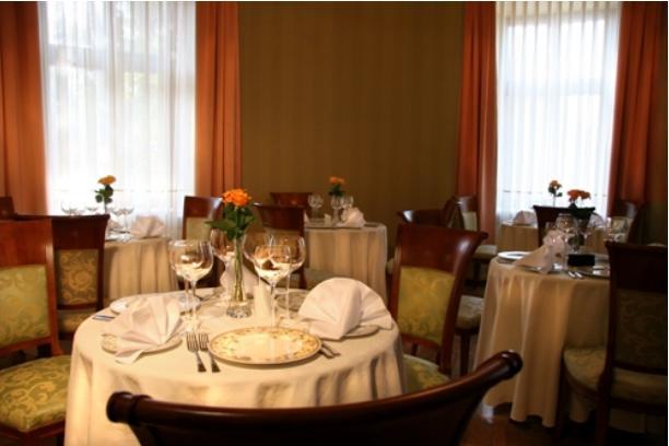 Ostoya Palace Hotel Cracóvia Restaurante foto